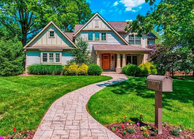 Property at 740 Payson Dr, Olivette, MO 63132, 5 beds, 4.5 baths