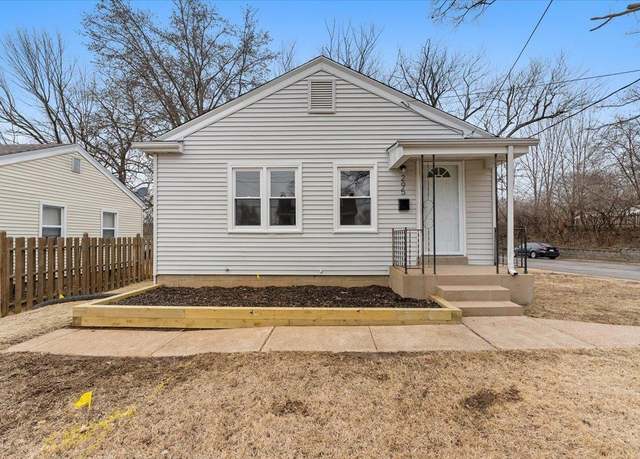 Property at 295 Washington St, Florissant, MO 63031, 2 beds, 1 bath