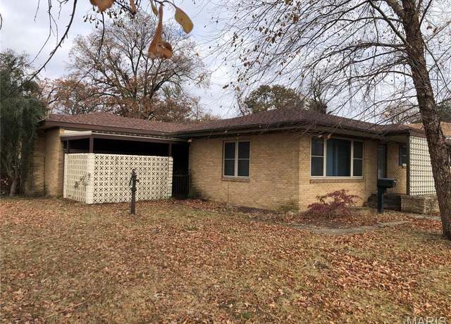 Property at 208 W Cleveland, Malden, MO 63863, 3 beds, 2.5 baths