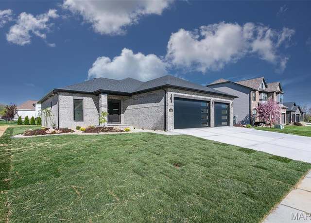 Property at 1519 Oglesby Dr, Edwardsville, IL 62025, 4 beds, 3.5 baths