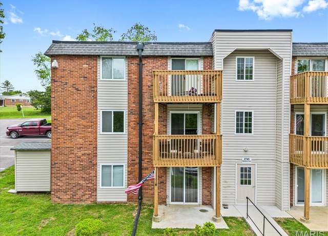 Property at 2745 Westphalia Ct Unit C, St Louis, MO 63129, 2 beds, 1 bath