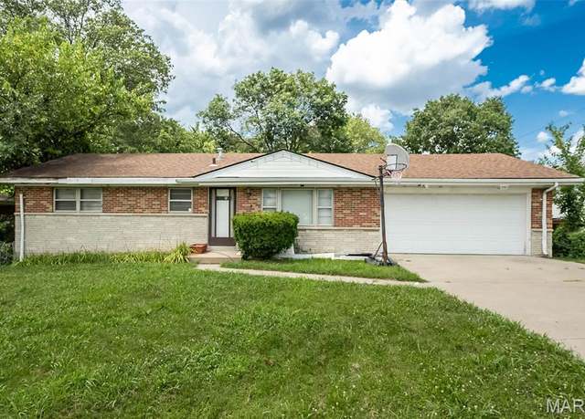 Property at Undisclosed address, MO 63114, 2 beds, 2 baths