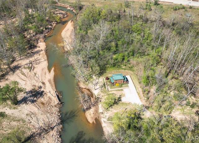 Property at 12715 State Route T, Newburg, MO 65550, 2 beds, 1.5 baths
