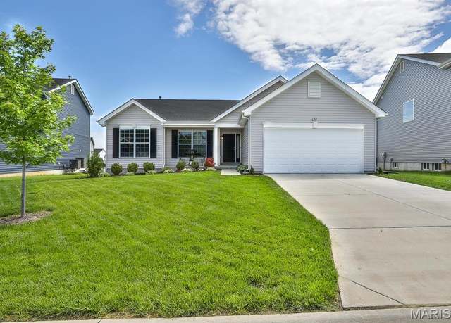 Property at 138 Windfall Way, Eureka, MO 63025, 3 beds, 2 baths