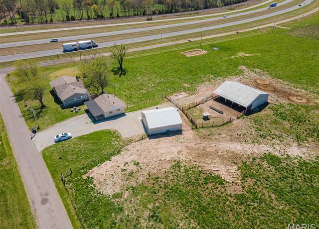 Property at 15227 County Road 1110, St James, MO 65559, 3 beds, 2 baths