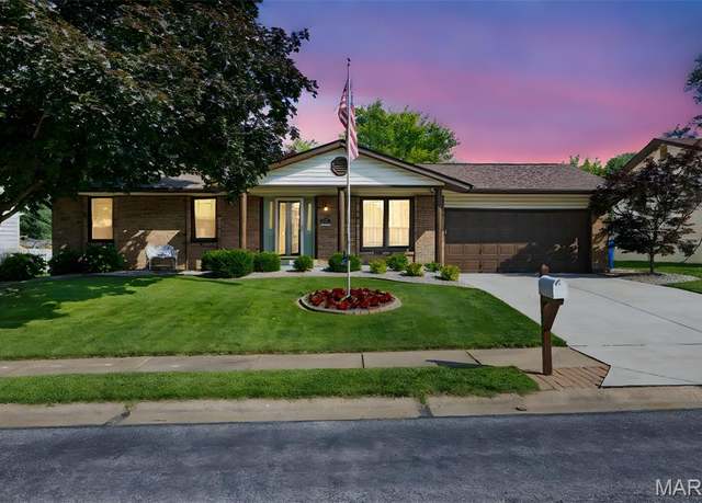 Property at 1213 S Wheaton Dr S, St Charles, MO 63301, 3 beds, 2.5 baths
