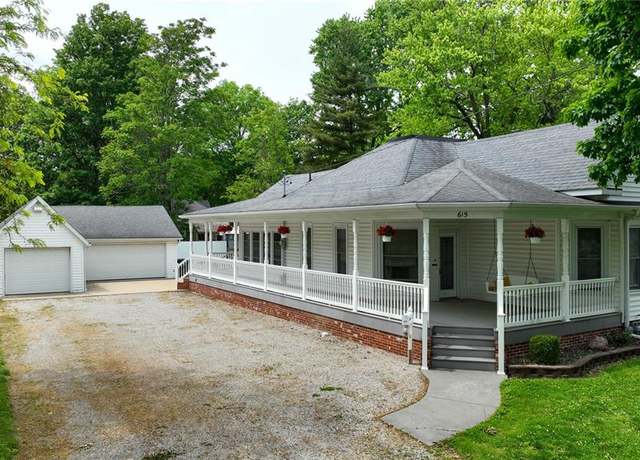 Property at 615 N Illinois Ave, Litchfield, IL 62056, 3 beds, 1 bath