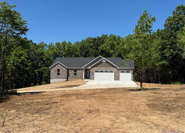 Property at 3907 Patton Rd, Moscow Mills, MO 63362, 3 beds, 2 baths