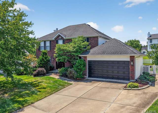 Property at 14 Dusty Rose Ct, O Fallon, MO 63368, 5 beds, 4 baths