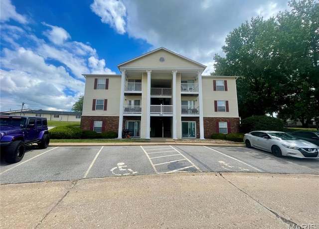 Property at 3114 Edwards Pl #304, Maryland Heights, MO 63043, 2 beds, 2 baths