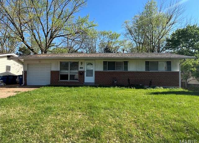 Property at 1688 Maldon Ln, St Louis, MO 63136, 3 beds, 1 bath