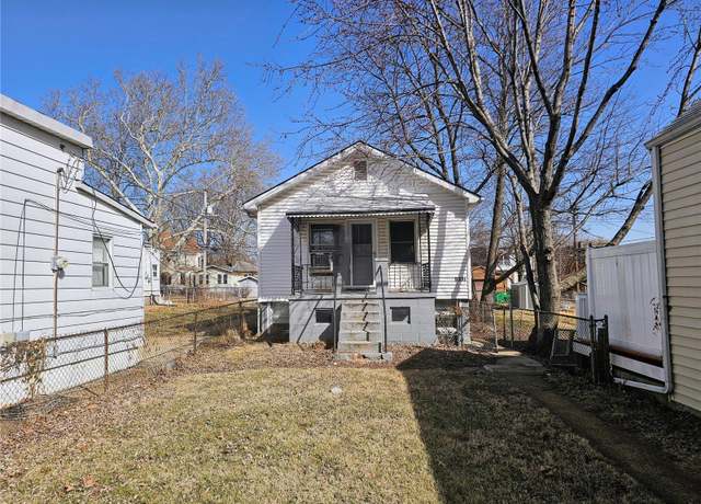 Property at 5331 Odell St, St Louis, MO 63139, 2 beds, 1 bath