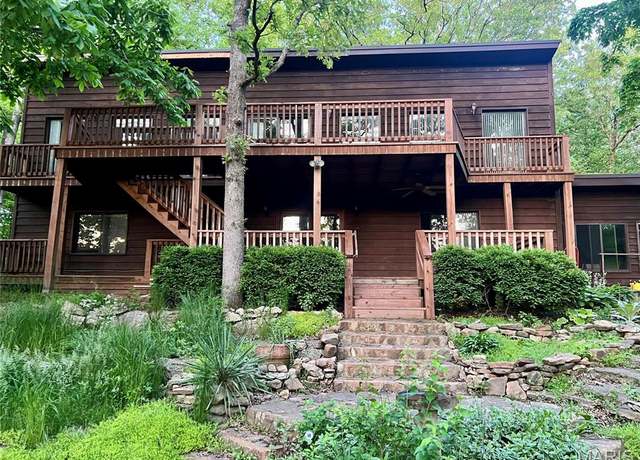 Property at 2130 Silo Rd, Festus, MO 63028, 4 beds, 2.5 baths