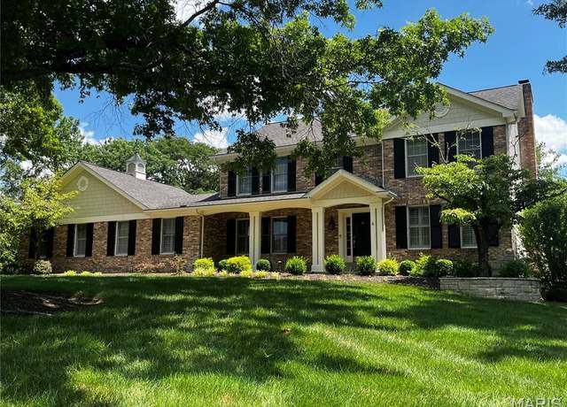 Property at 2032 Wilson Ridge Ln, Chesterfield, MO 63005, 4 beds, 3.5 baths