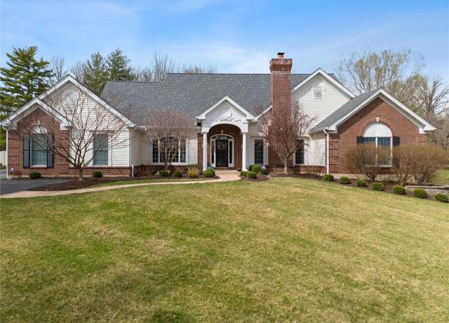 Property at 131 N Spoede Rd, St Louis, MO 63141, 5 beds, 5.5 baths