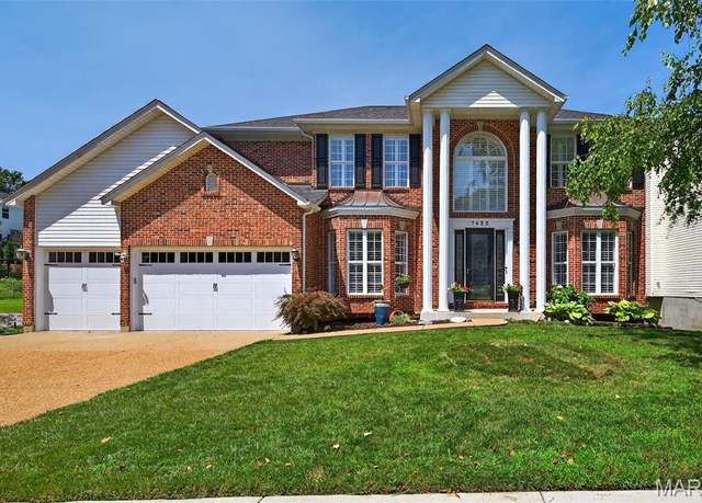 Property at 7422 Stream Valley Ct, St Louis, MO 63129, 4 beds, 4.5 baths