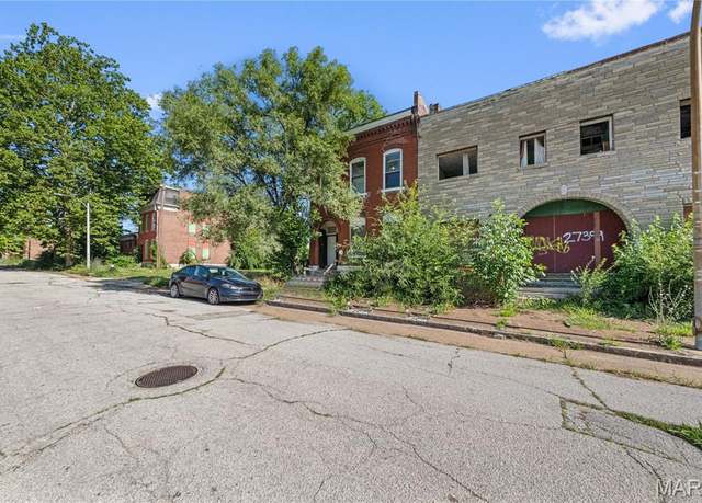 Property at 2743 Madison St, St Louis, MO 63106
