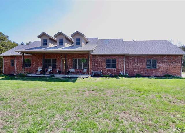 Property at 18921 Pleasant View Ln, Lebanon, MO 65536, 5 beds, 3 baths
