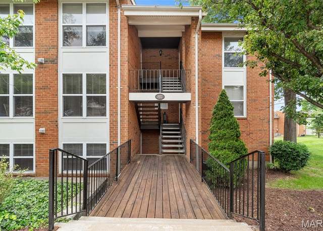 Property at 1932 Green Glen Dr #203, Kirkwood, MO 63122, 2 beds, 2 baths
