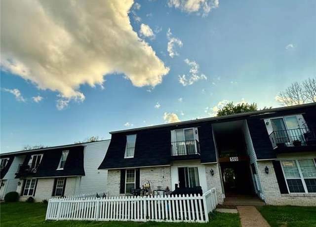 Property at 509 N Monroe St #7, Pacific, MO 63069, 2 beds, 1 bath