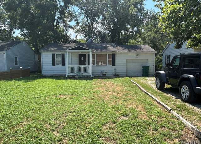Property at 1708 Loretta Ave, East Saint Louis, IL 62206, 3 beds, 1 bath