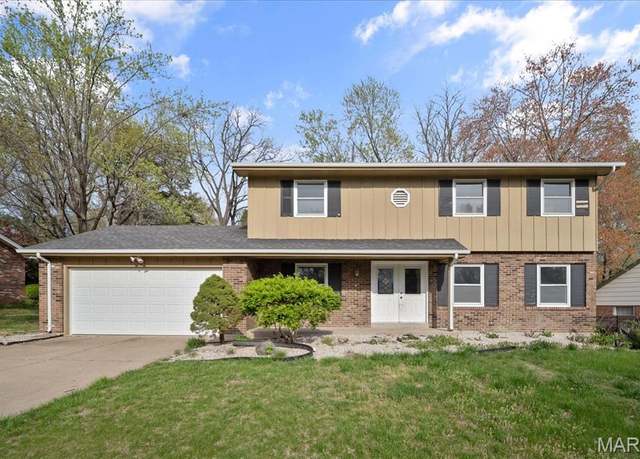 Property at 1222 Deer Ridge Dr, St Louis, MO 63135, 4 beds, 3.5 baths