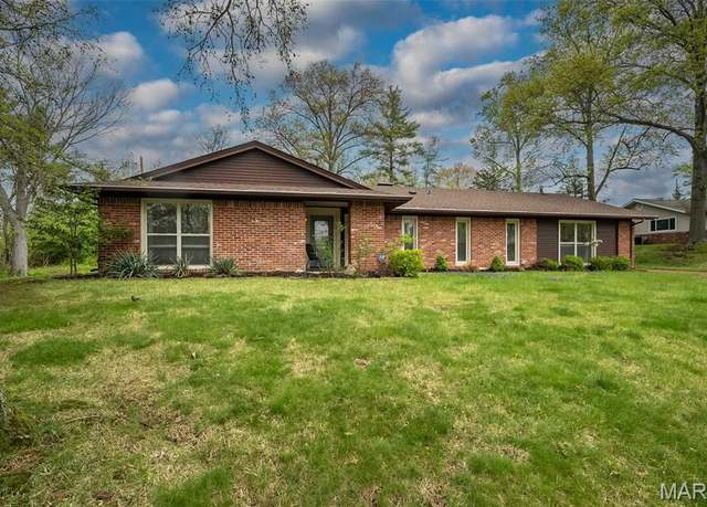 Property at 11 Steeple Hill Ln, Ballwin, MO 63011, 4 beds, 2 baths