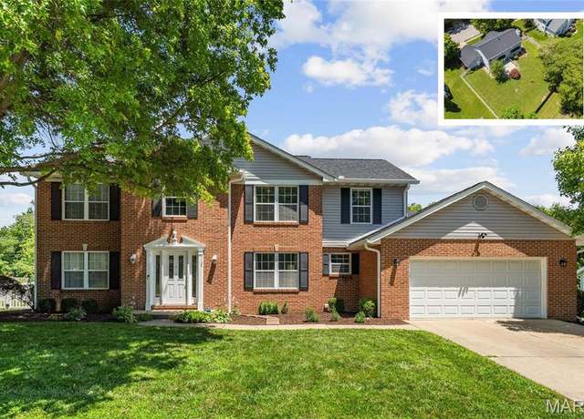 Property at 1122 Elisabeth Dr, O'fallon, IL 62269, 5 beds, 3.5 baths