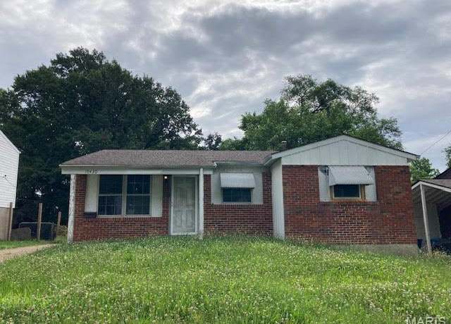 Property at 10430 Castle Dr, St Louis, MO 63136, 3 beds, 1 bath