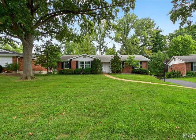 Property at 177 Wildwood Pkwy, Ballwin, MO 63011, 4 beds, 2.5 baths