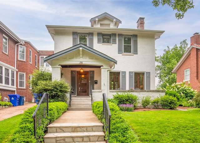 Property at 7131 Waterman Ave, University City, MO 63130, 3 beds, 2.5 baths