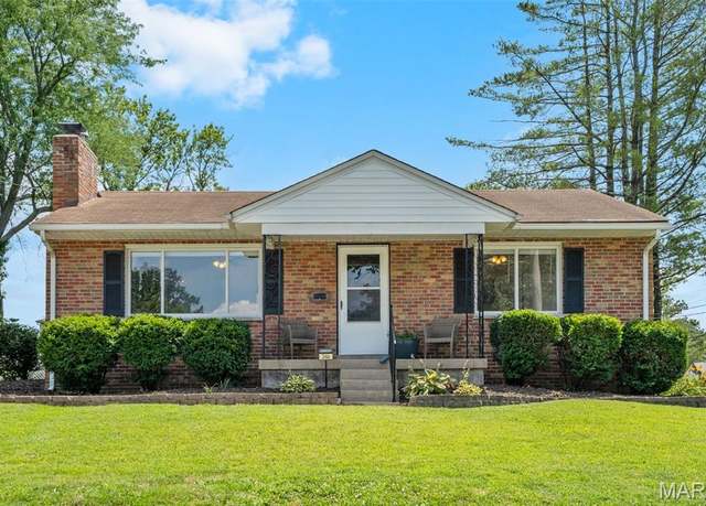 Property at 346 Madison Ave, St Louis, MO 63119, 2 beds, 1 bath