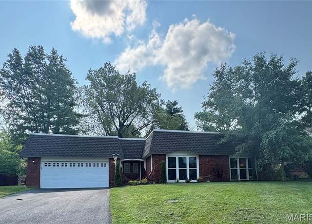 Property at 590 Arblay Pl, Ballwin, MO 63011, 3 beds, 2 baths
