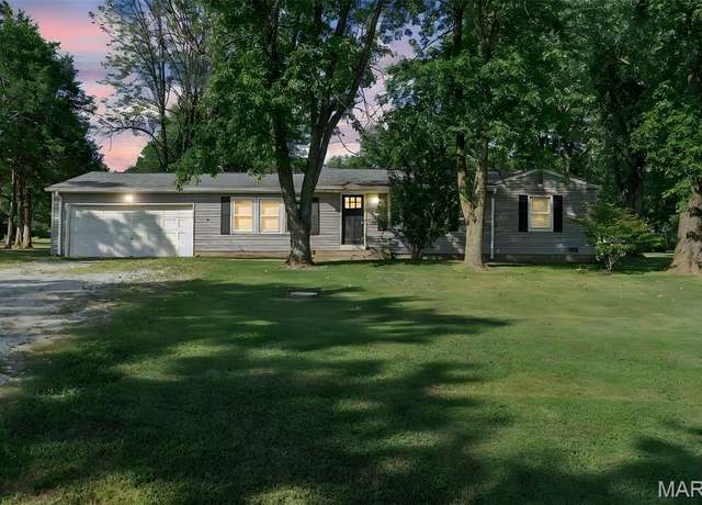 Property at 2285 E Highway 47, Winfield, MO 63389, 2 beds, 1 bath