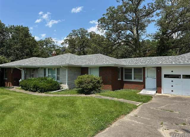 Property at 5506 Quercus Grove Rd, Edwardsville, IL 62025, 3 beds, 2 baths