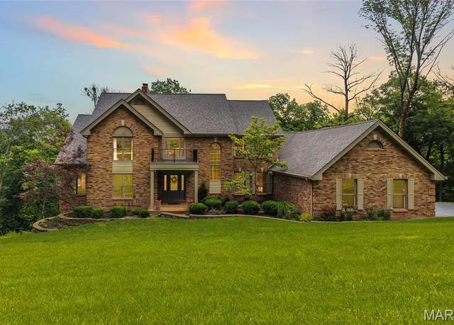 Property at 6 Lions Head Ct, Wildwood, MO 63005, 5 beds, 4.5 baths