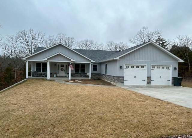 Property at 426 Easy St, De Soto, MO 63020, 3 beds, 2 baths