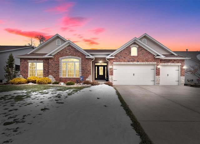 Property at 456 Pearl Ridge Ct, St Charles, MO 63303, 3 beds, 2.5 baths