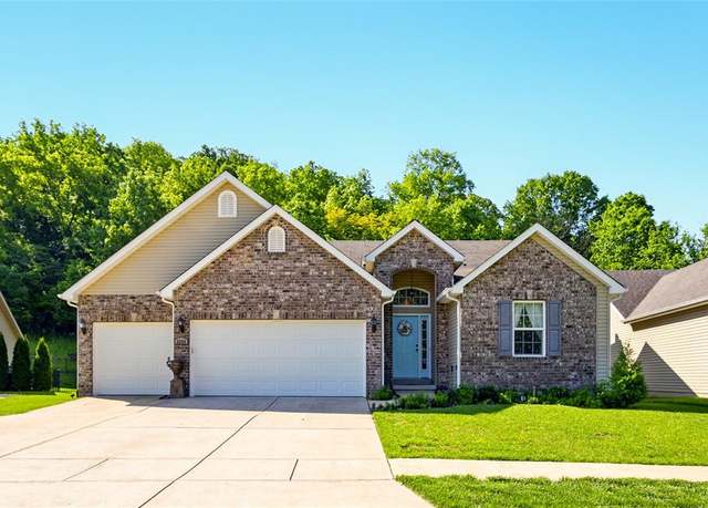 Property at 5384 Amber Meadows Dr, Imperial, MO 63052, 4 beds, 3 baths