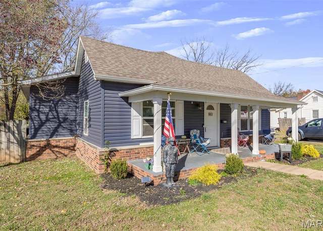 Property at 310 Crane St, Park Hills, MO 63601, 3 beds, 2 baths