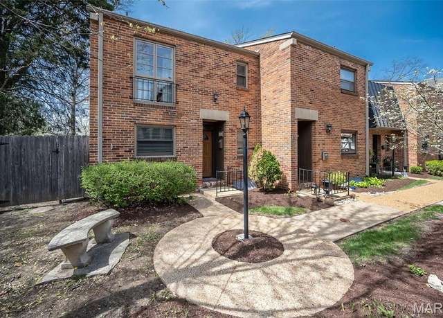 Property at 426 S Kirkwood Rd Unit A, St Louis, MO 63122, 2 beds, 1.5 baths