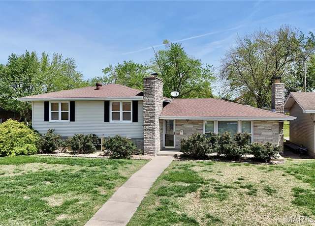 Property at 1108 Lottes Blvd, Perryville, MO 63775, 3 beds, 2 baths