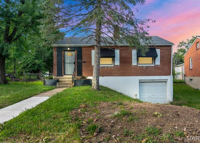 Property at 1973 Park Ln, St Louis, MO 63136, 3 beds, 1 bath