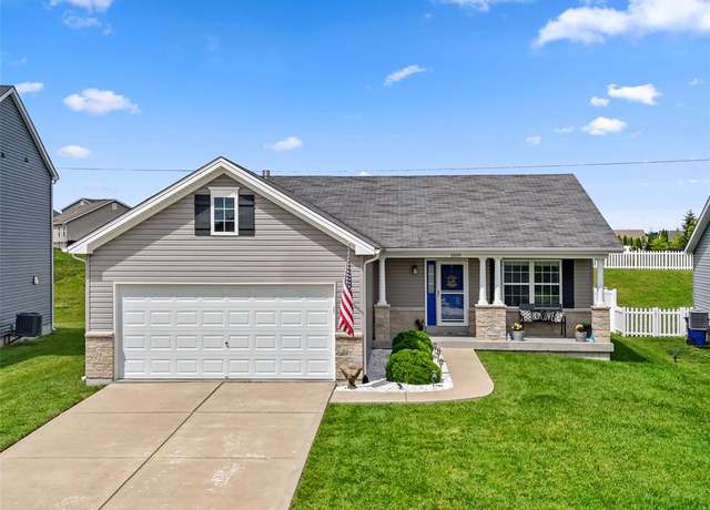 Property at 1019 Sweet River Dr, O'fallon, MO 63366, 3 beds, 2 baths