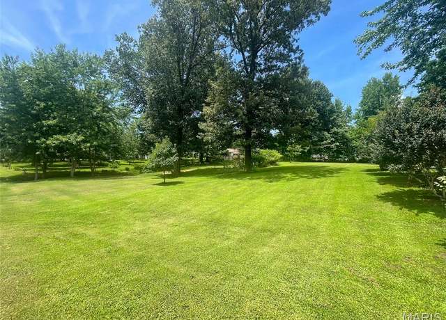 Property at Lot 4 Block Breezeway Dr, Dexter, MO 63841