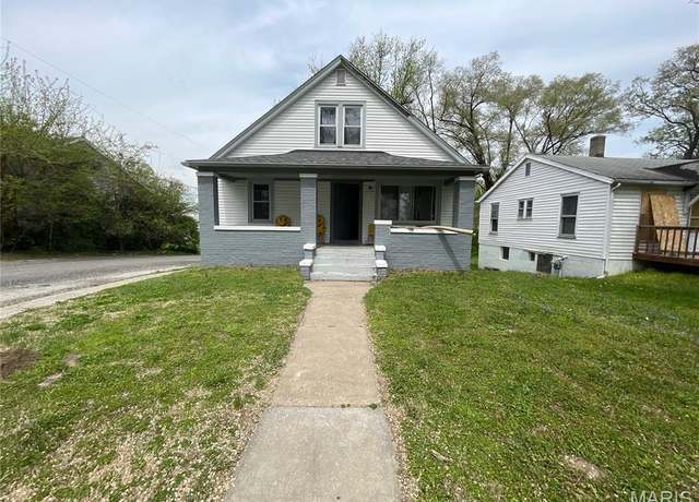 Property at 1203 Upper Cahokia Rd, East Saint Louis, IL 62206, 4 beds, 2 baths