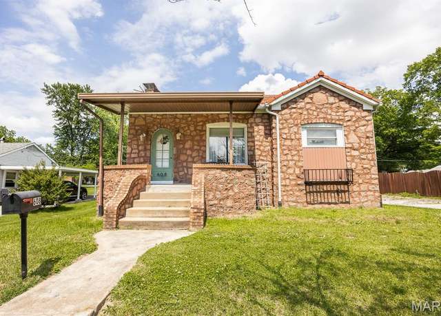 Property at 608 S Virginia Ave, Belleville, IL 62220, 2 beds, 1 bath