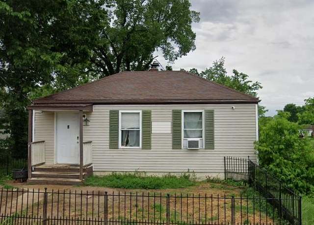 Property at 510 N Oak St, Union, MO 63084, 2 beds, 1 bath