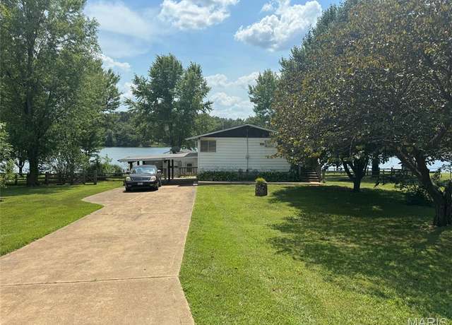 Property at 112 N Lake Dr, Leslie, MO 63056, 1 bed, 1.5 baths