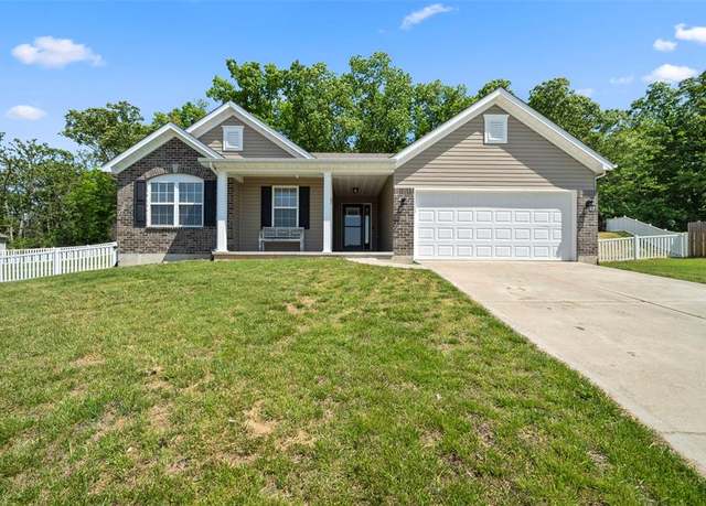 Property at 27 Hollow Tree Ct, Winfield, MO 63389, 3 beds, 2 baths
